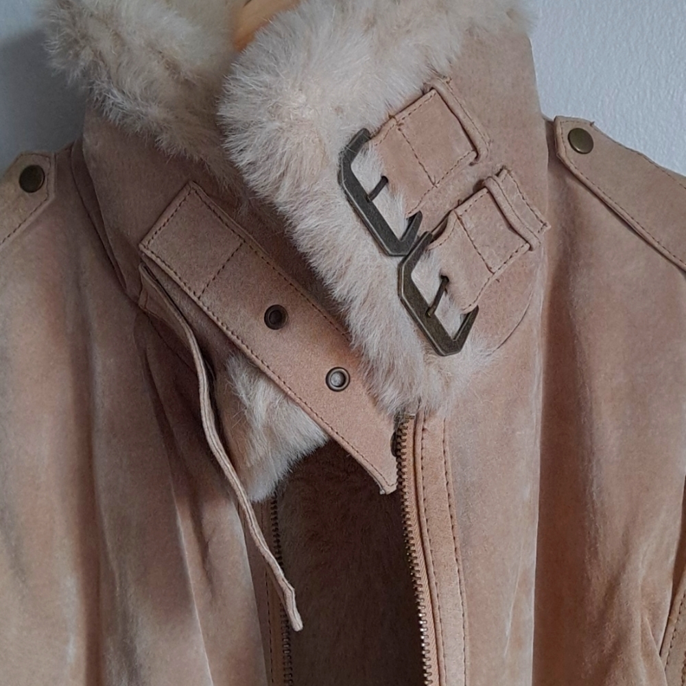 Jacket - Picture 2 of 4